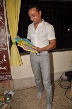 Rahul Bose at Celebrate Bandra book reading for kids in D Monte Park on 12th Nov 2011 (1).JPG